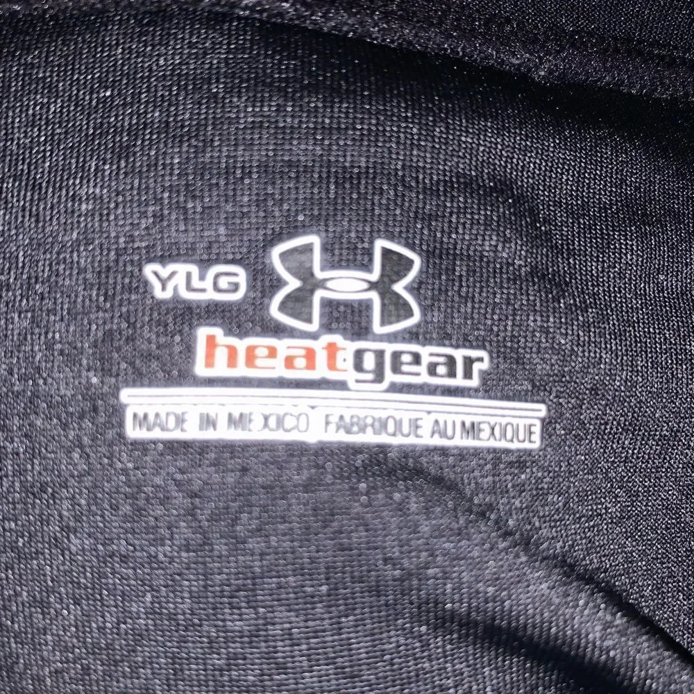 Boys Under Armour black t-shirt size YLG